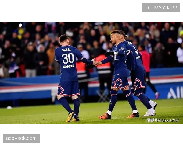 官方：本周末巴黎对阵克莱蒙的比赛因安全原因将空场进行