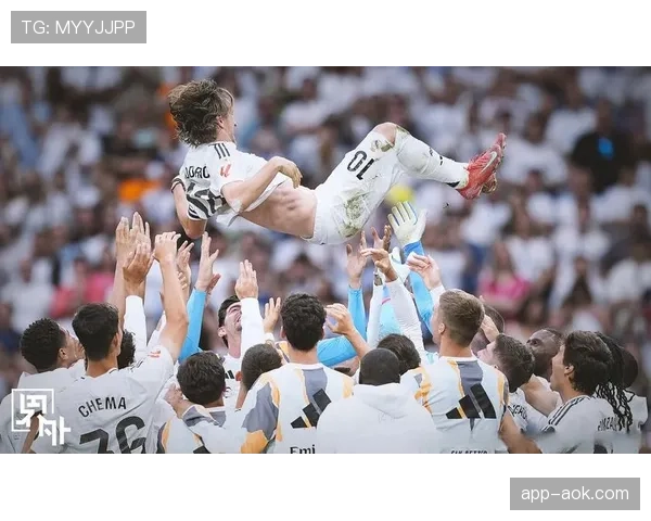 特写：老将莫德里奇替补登场，十分钟内将皇马中场控球率提升12个百分点